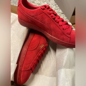 Puma Suede classic Mono Gold Women’s Sneakers